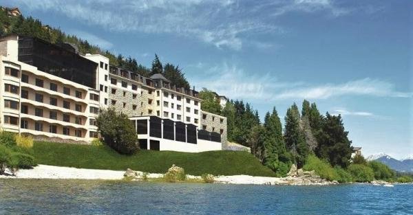 Alma del Lago Suites 