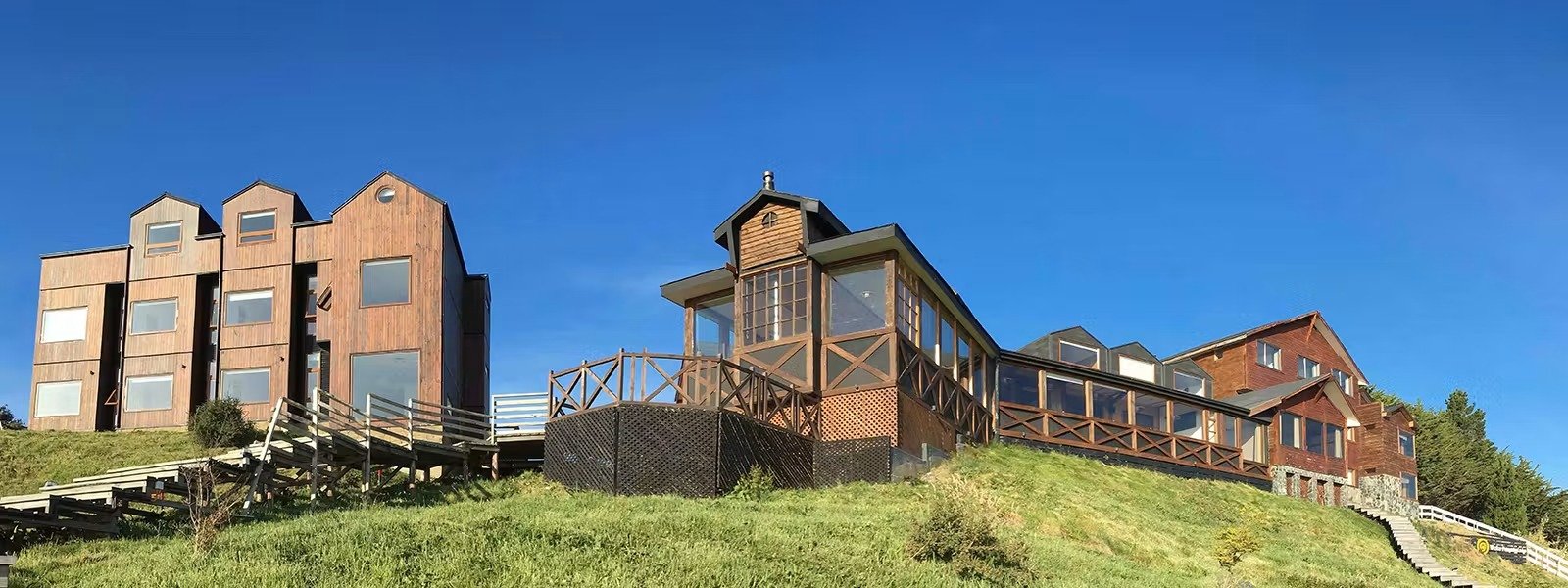 Weskar Patagonian Lodge – Puerto Natales background