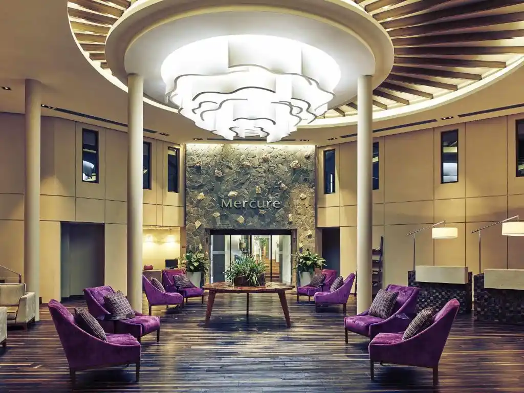 Mercure Iguazú Hotel Iru background