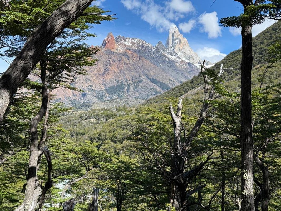 Los Huemules Reserve Laguna Azul El Chalten - Image 4