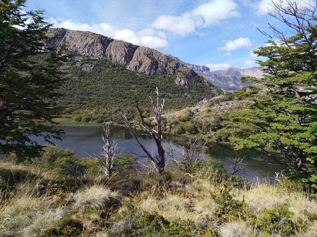 Los Huemules Reserve Laguna Azul El Chalten - Image 10