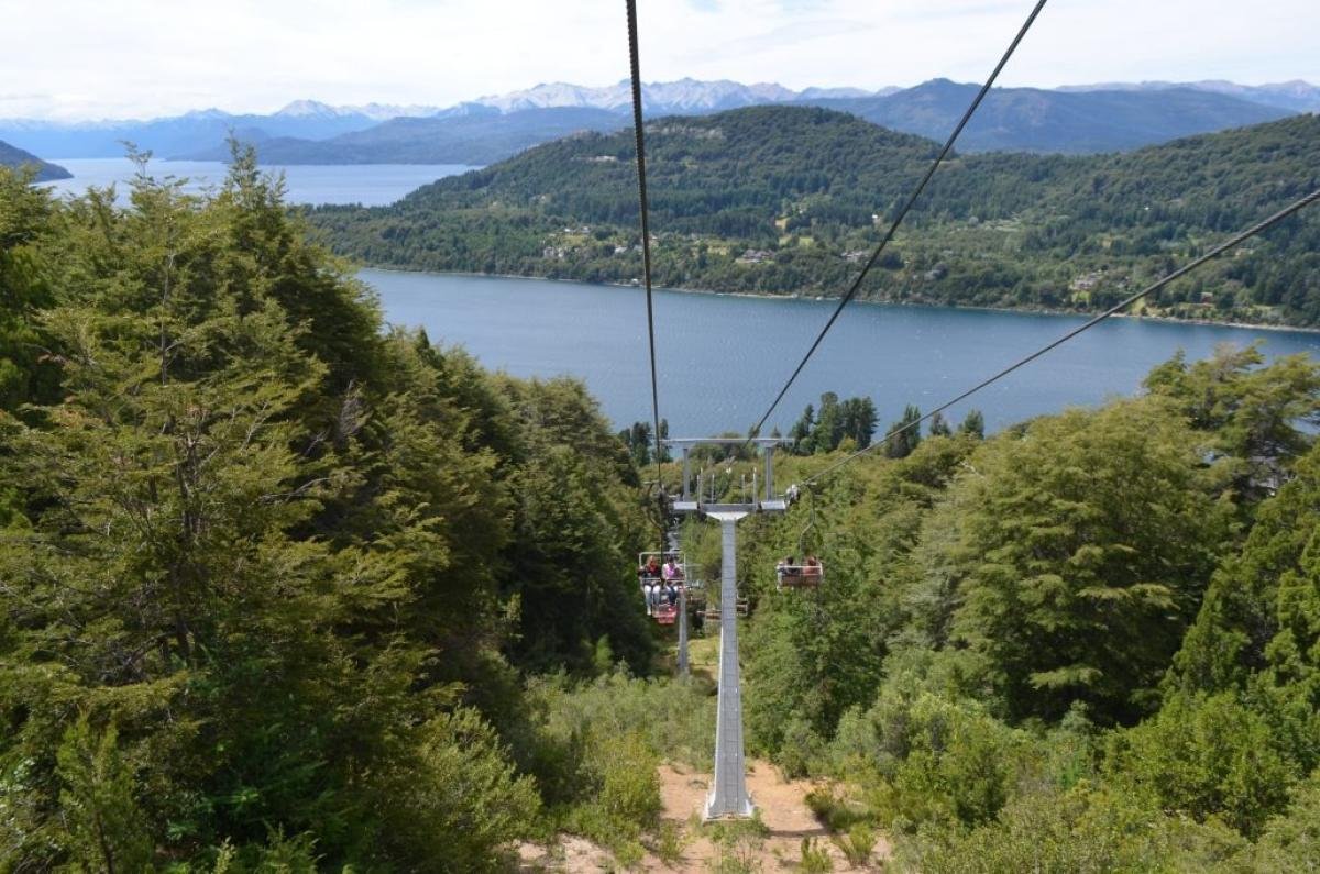Circuito Chico and Cerro Campanario, Bariloche - Image 3