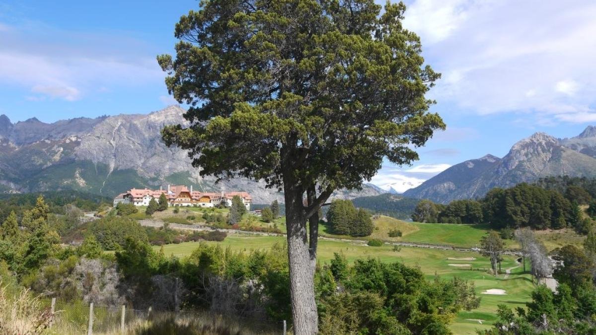 Circuito Chico and Cerro Campanario, Bariloche - Image 6