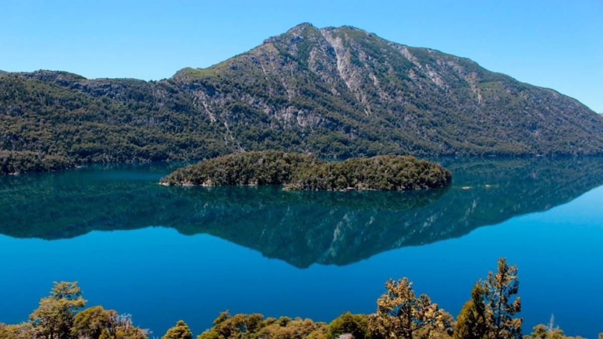 Cerro Tronador and Glaciar Negro Bariloche - Image 6