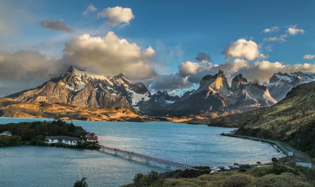 Torres del Paine Full-Day Tour from Puerto Natales to El Calafate