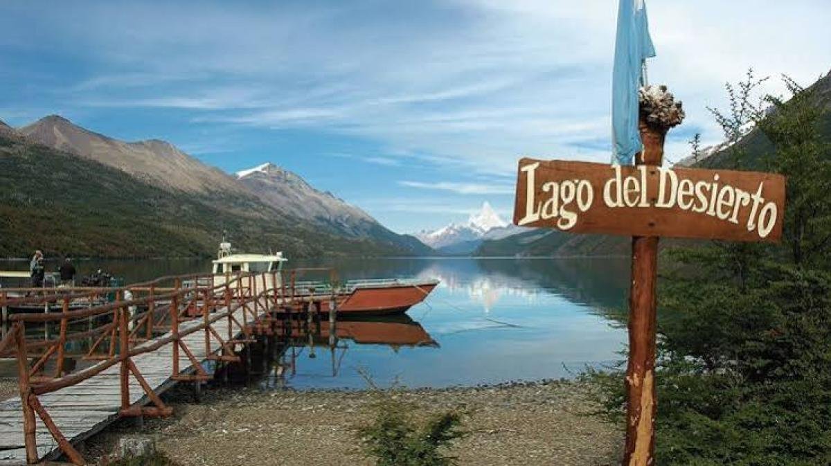 One Shot Vespignani — Lago del Desierto & Glaciar Vespignani - Image 1