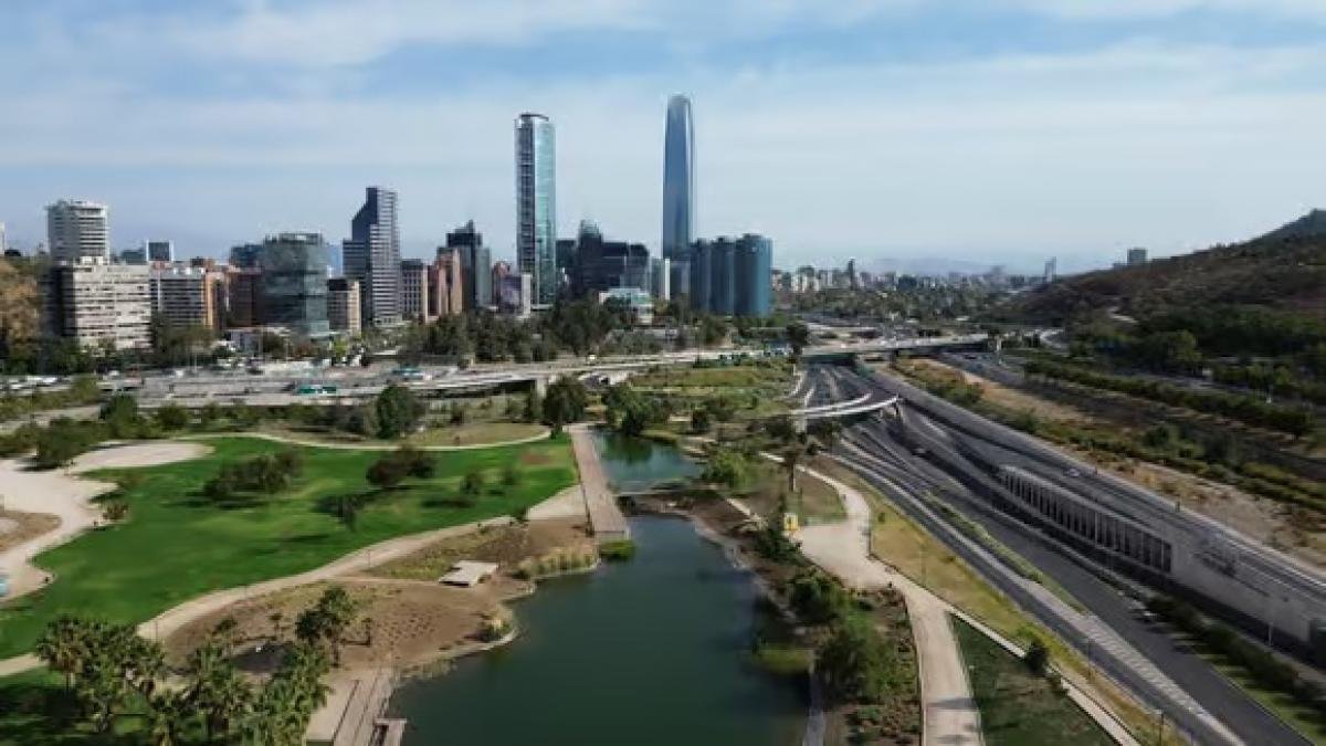 Santiago de Chile City Tour - Image 2
