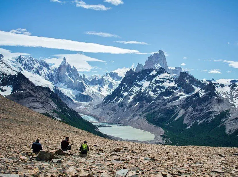 los-glaciares-national-park-loma-del-pliegue-tumbado