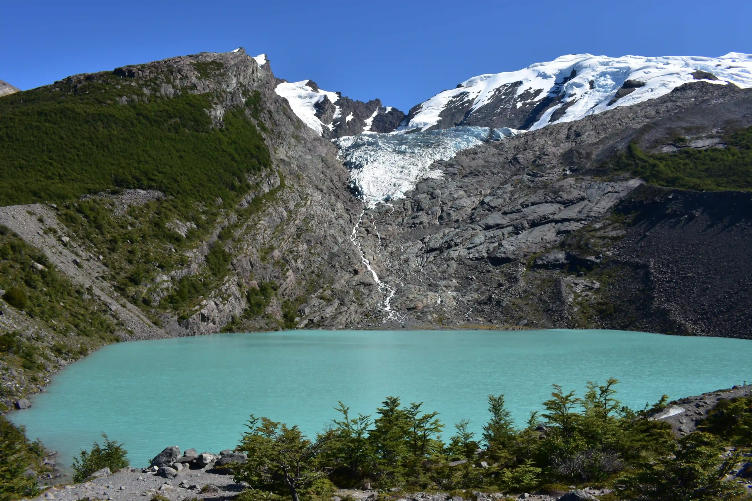 glaciar-huemul-trekking-el-chalten-patagonia argentina
