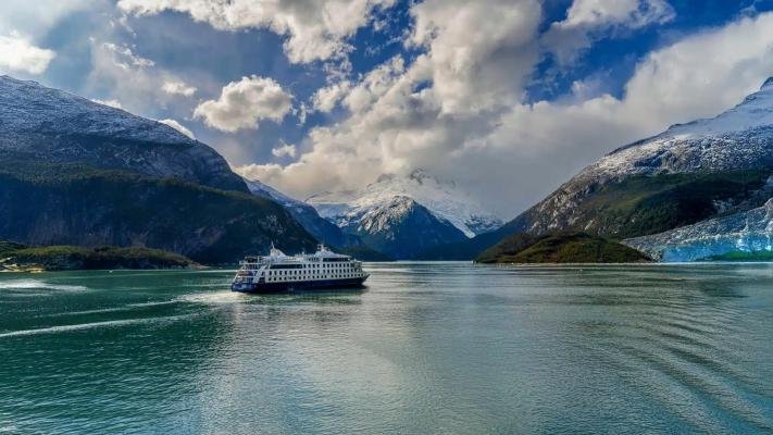 Patagonian Explorer Australis 