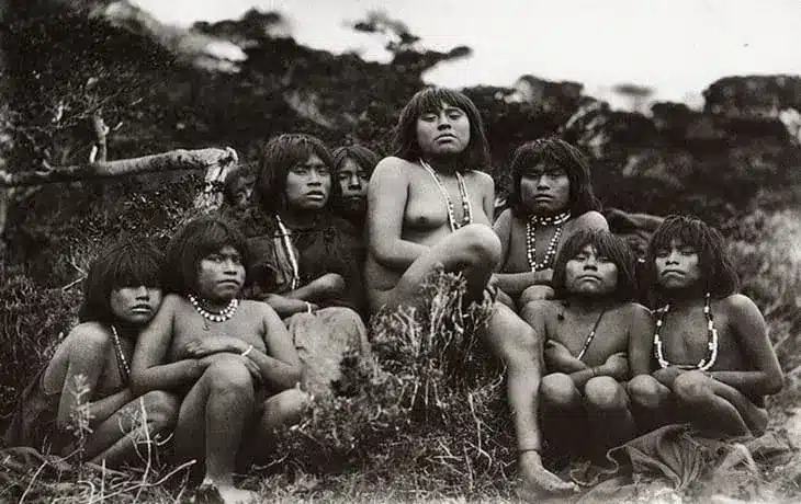 tierra-del-fuego-national-park-yamanas